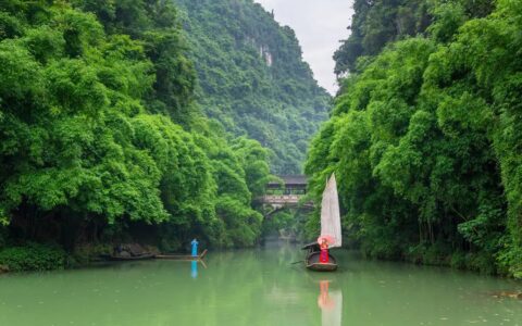 国庆旅游文案 一个人的旅行简短精辟说说句子