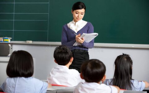 小学六年级班主任工作计划（关于班主任主要工作及措施）