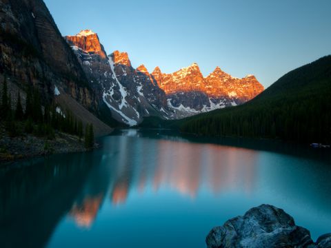 除夕团圆祝福语2023  鞭炮声声，惊天动地，把前行的障碍全部炸掉