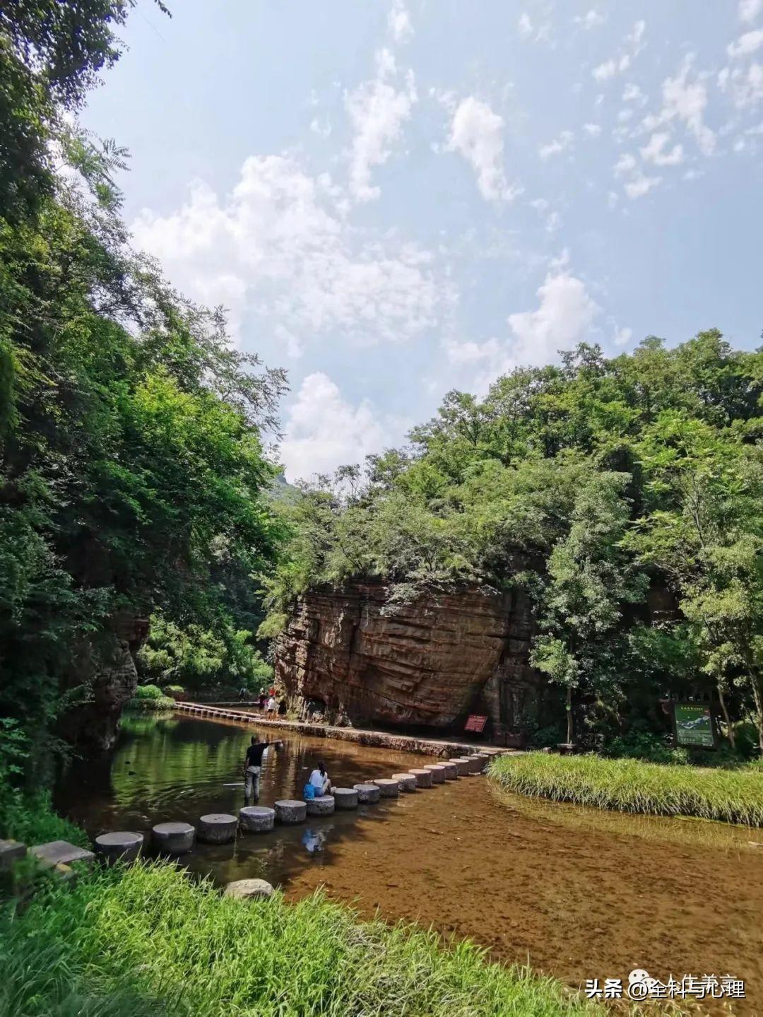 发朋友圈高级小众的旅游文案